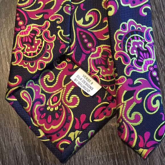 Paisley necktie 👔 - Picture 4 of 5